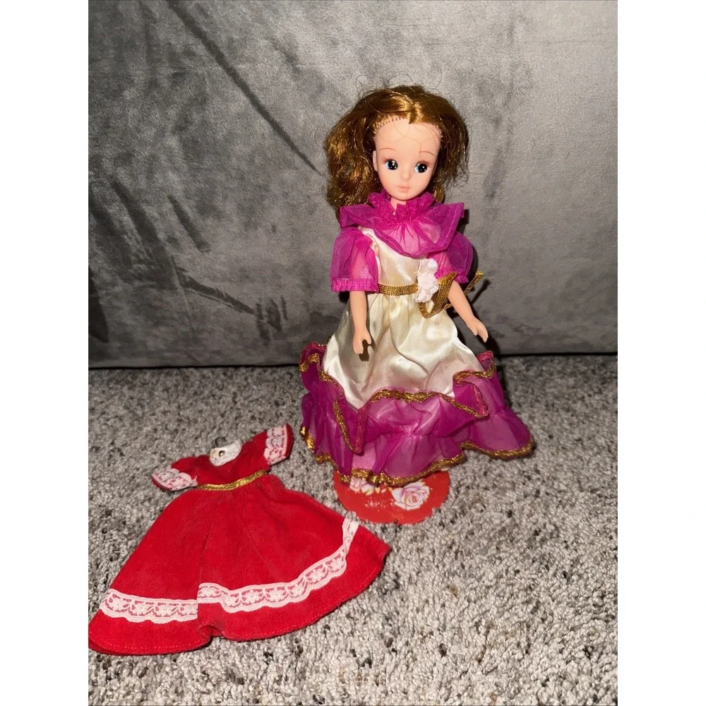 Vintage Takara Japan Jenny Fashion Doll Red Hair Painted‎ Eyes